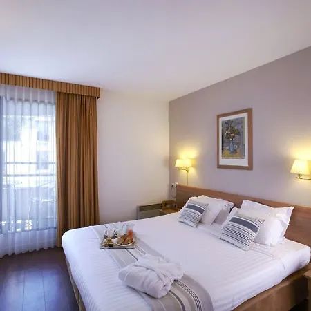 Citadines Trocadéro 3* Parigi