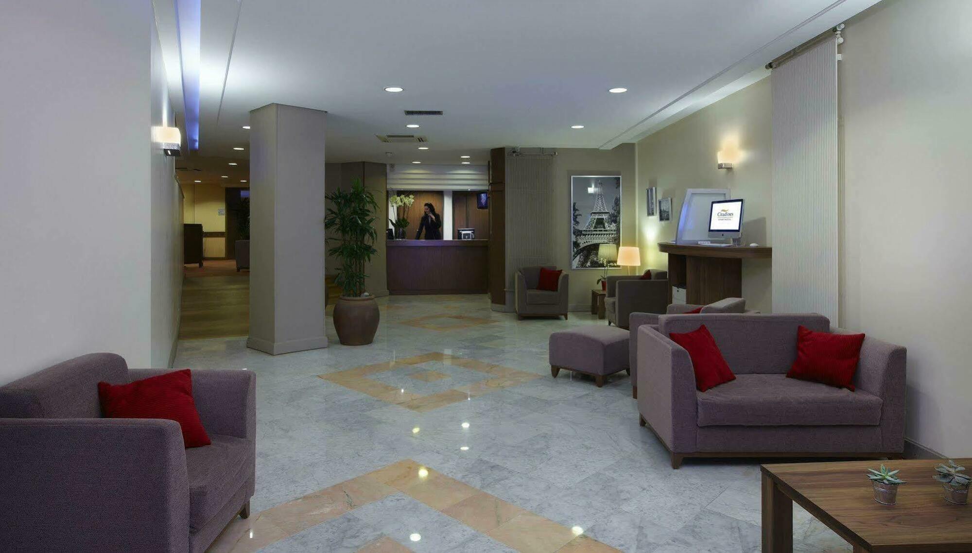 Citadines Trocadéro Aparthotel 3*